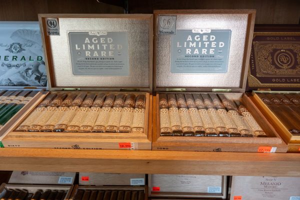 leucadia-smoke-cigar-23